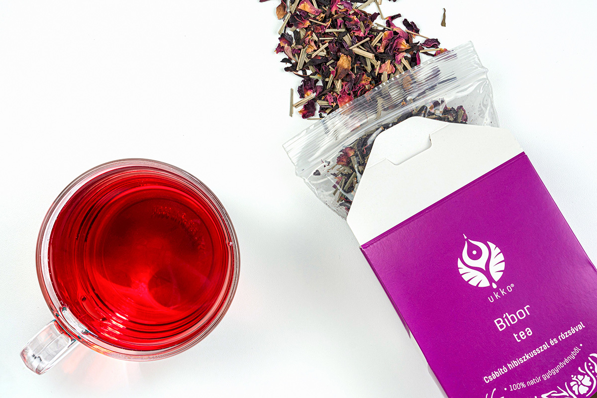 Szálas teakeverék csábító hibiszkusszal és rózsával
